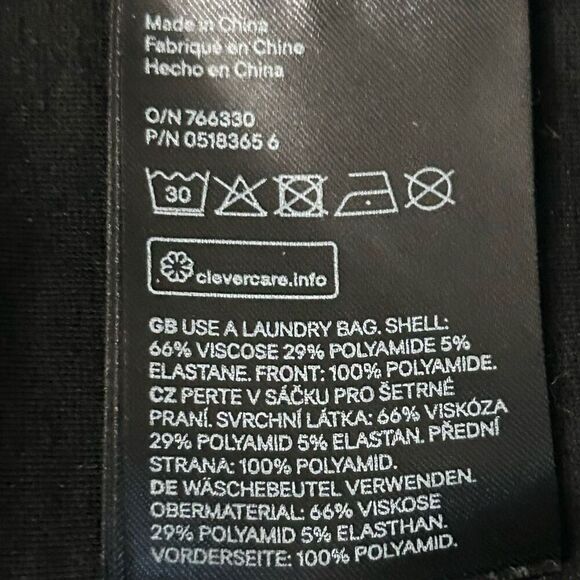 NWOT H&M Crop Top Women's Large Black Halter Ribbon Embroidered Crochet Overlay - Picture 12 of 12